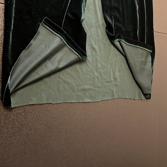 Dollar Vintage Dark Green Velvet Spaghetti Strap Dress SZ Medium - Picture 4 of 8